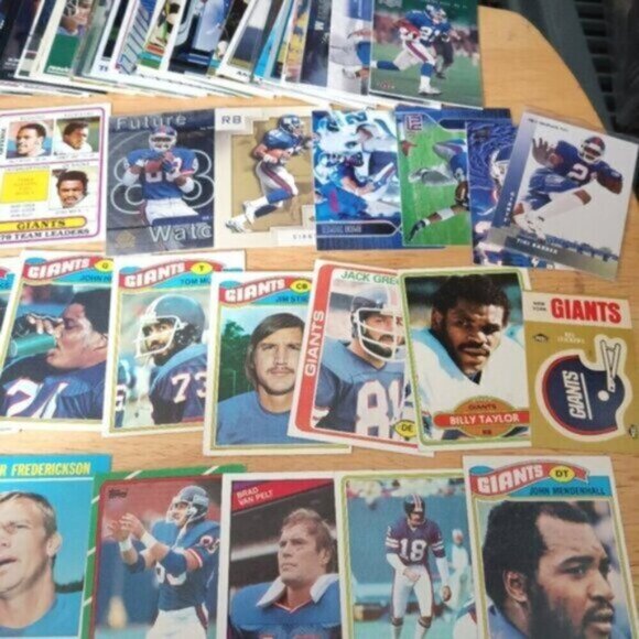 New York Giants 100 Football Card Lot Assorted Years - Picture 4 of 13